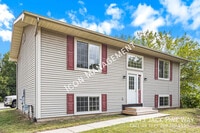 Building Photo - 1243 Jack Pine Way