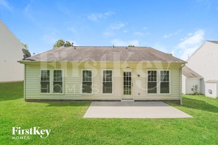Building Photo - 246 Grayland Rd