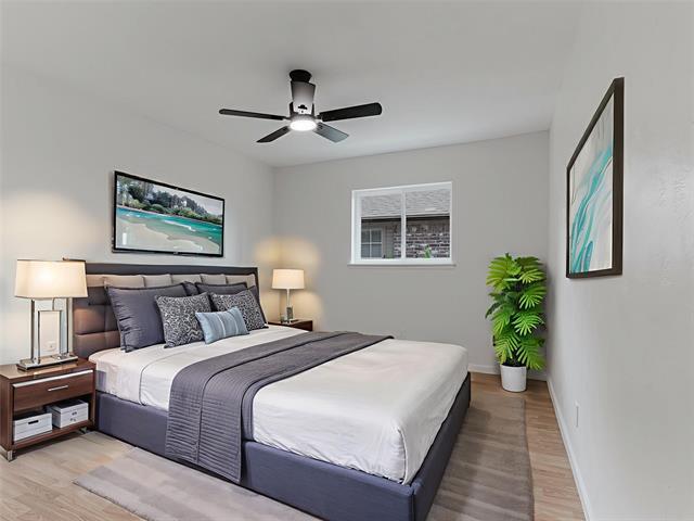 Building Photo - 5920 Maple Ln