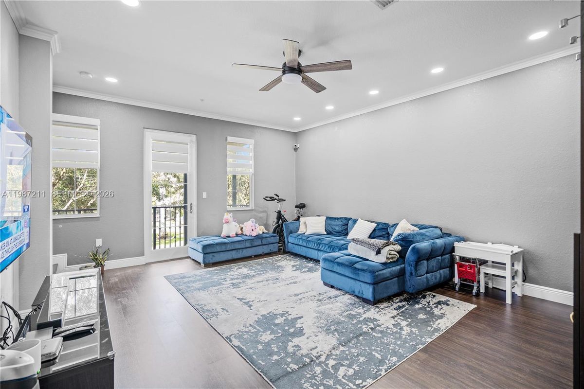 Building Photo - 2559 SW 119th Terrace