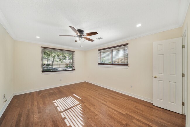 Building Photo - 4419 Grass Valley St