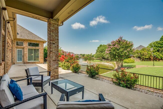 Building Photo - 5812 Richwater Dr