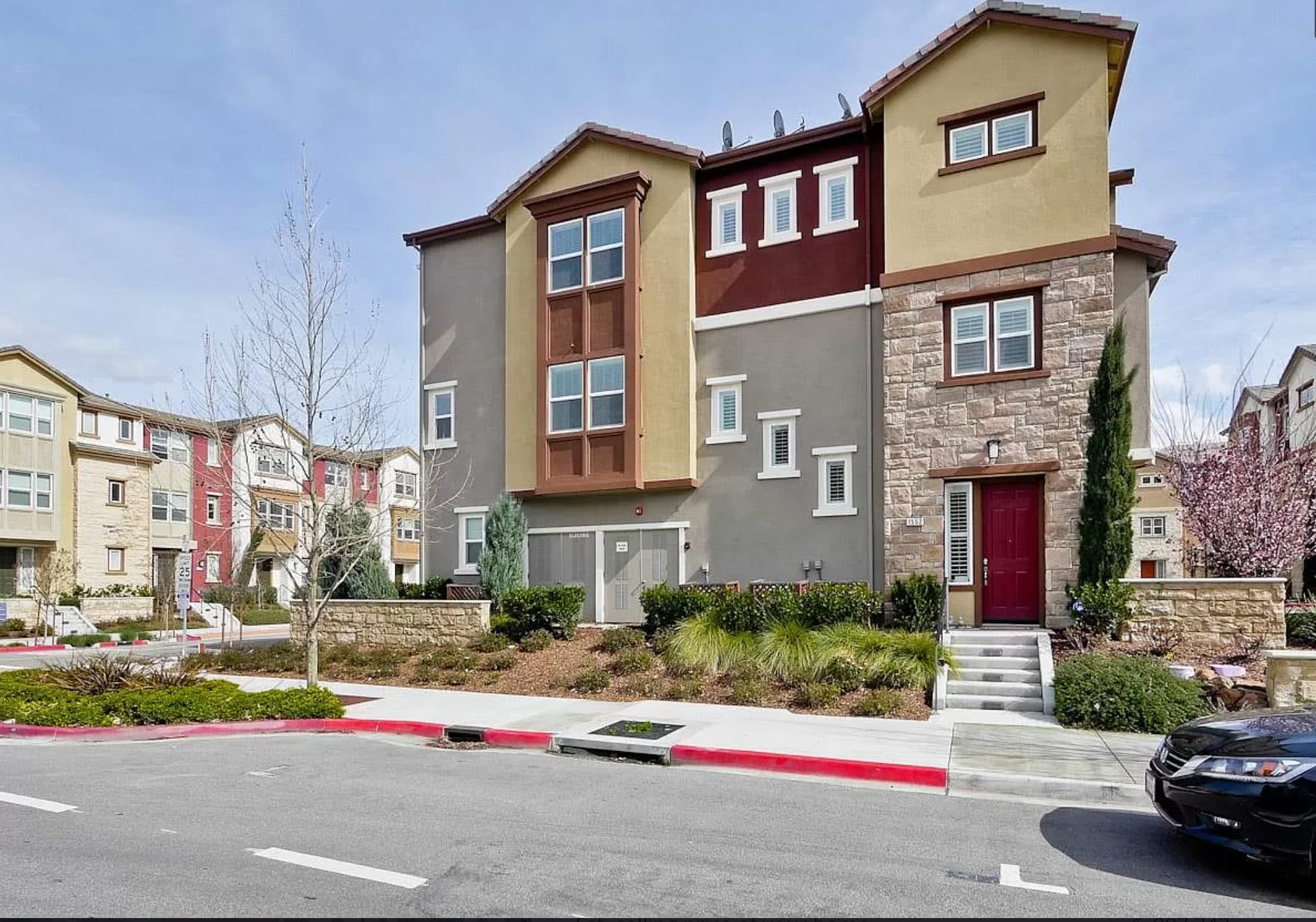 Building Photo - 1552 McCandless Dr