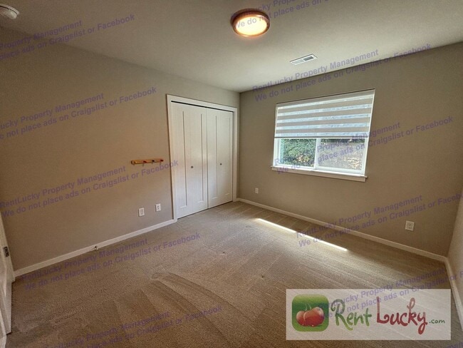 Building Photo - 2812 162nd Ave Ct E