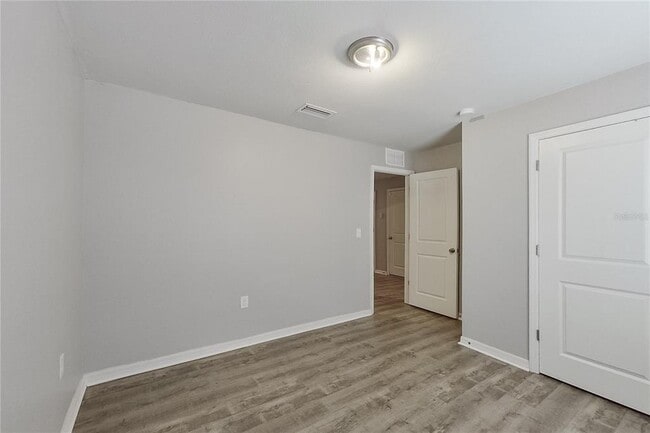 Building Photo - 2227 NW 11th Ct