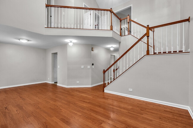 Building Photo - 1553 Stevens Dr