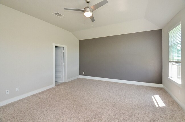 Building Photo - 3538 Gore Creek Dr