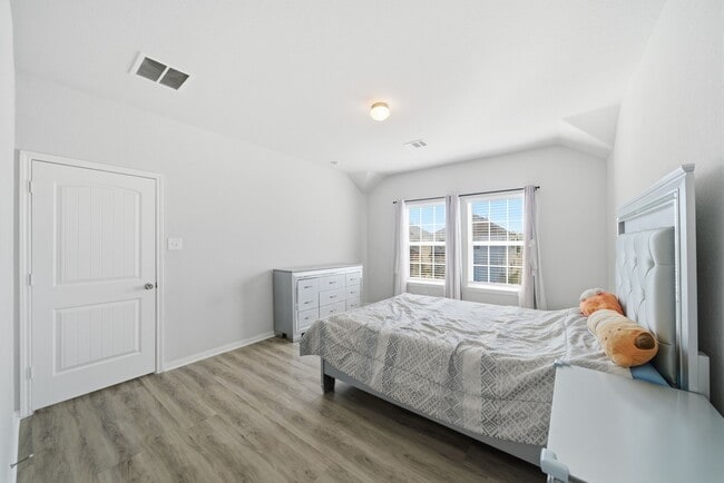 Building Photo - 18518 Snowy River Ln