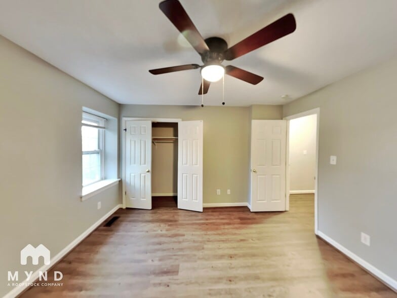 Building Photo - 4705 Blue Bird Ct