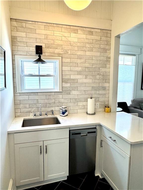 Building Photo - 1915 Union St