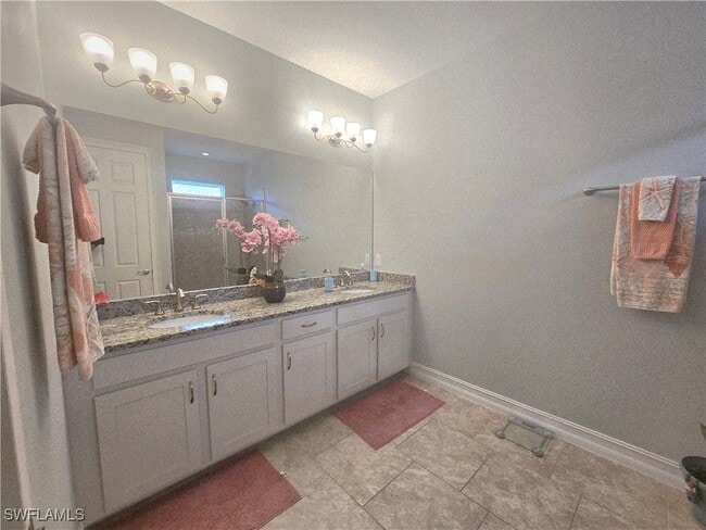 Building Photo - 3401 Acapulco Cir