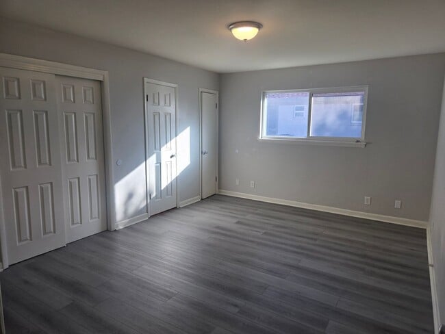 Building Photo - Ask about our New years move in specials!  1/1 Located near TCU campus!