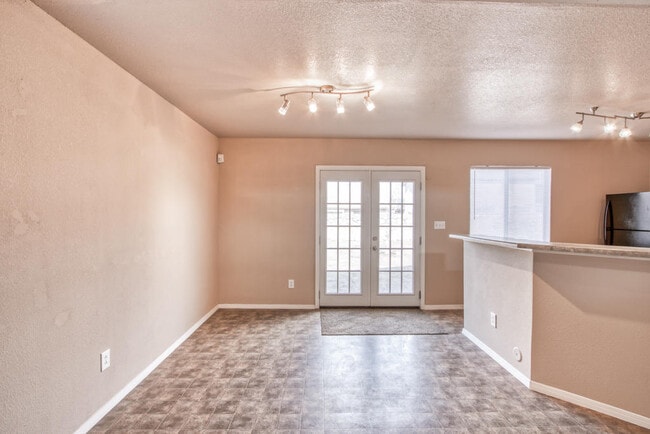 Building Photo - 11717 Lapstone Way