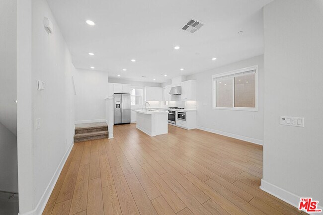 Building Photo - 2413 Little Rock Lane