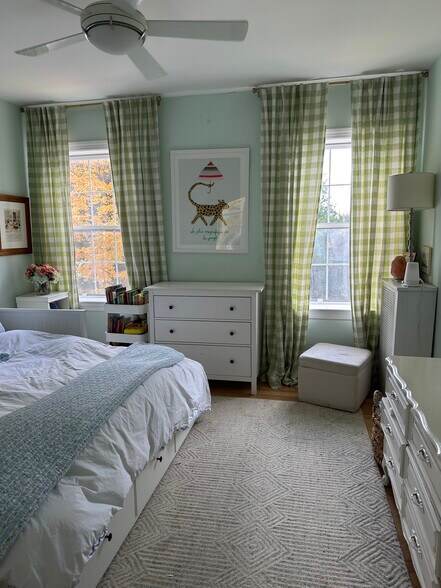 Building Photo - 1711 35th St NW