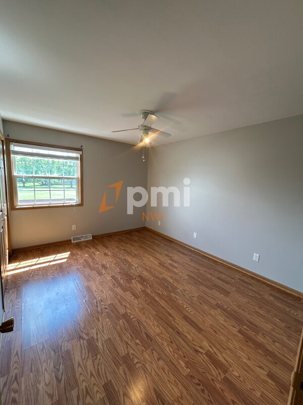 Building Photo - 162 Mallard Pointe Dr