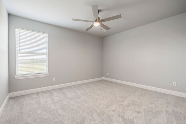 Building Photo - Newly Built Bentonville Townhome!