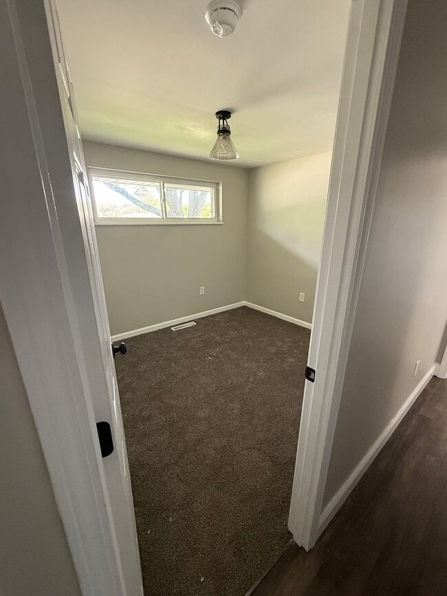 Building Photo - 3 Bed, 2 Bath Home for Rent!