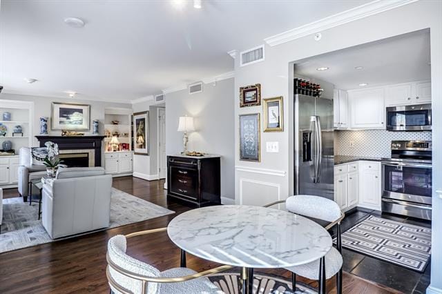 Building Photo - 4242 Lomo Alto Dr