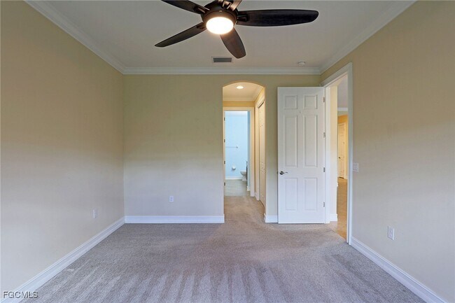 Building Photo - 8100 Banyan Breeze Way