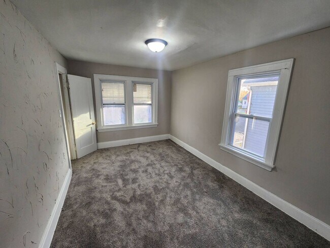 Building Photo - Beautiful 3-Bedroom Home for Rent – Perfect for Families!