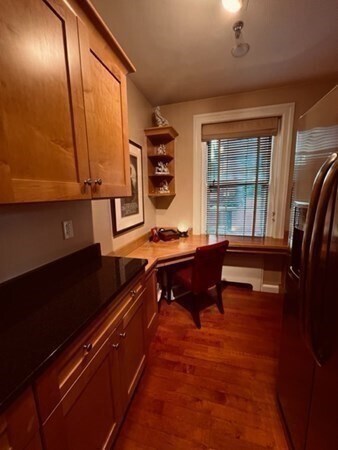 Building Photo - 92 Beacon St