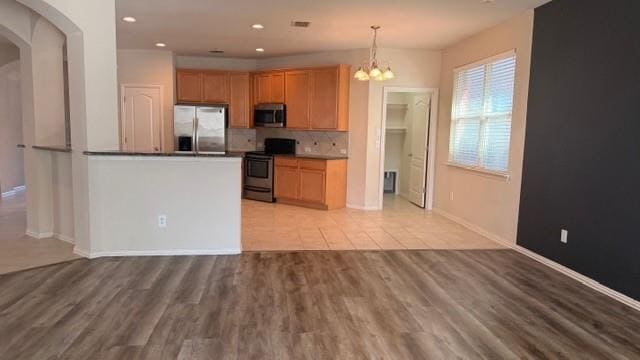 Building Photo - 14613 Crystal Lk Dr