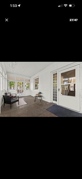 Building Photo - 1005 S Freedom Ave