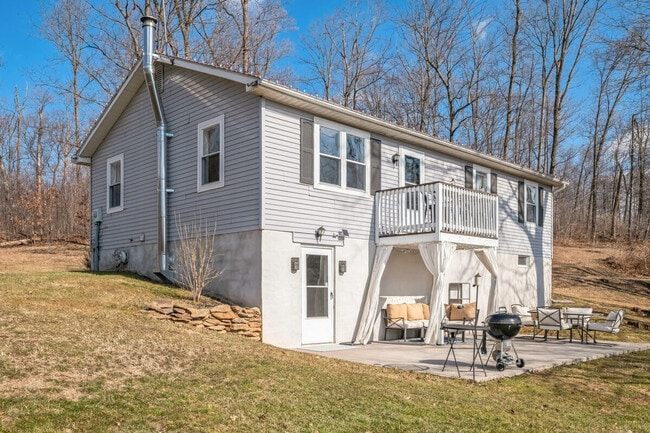 Building Photo - 3530 Oscars Rd