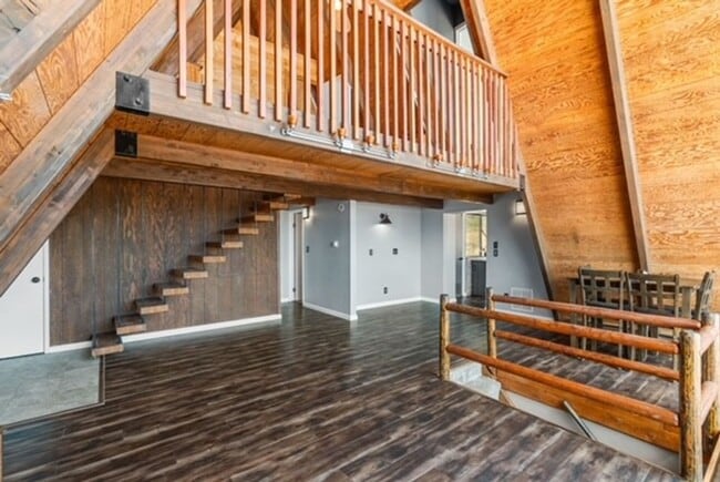 Building Photo - 26120 Deertrail Dr
