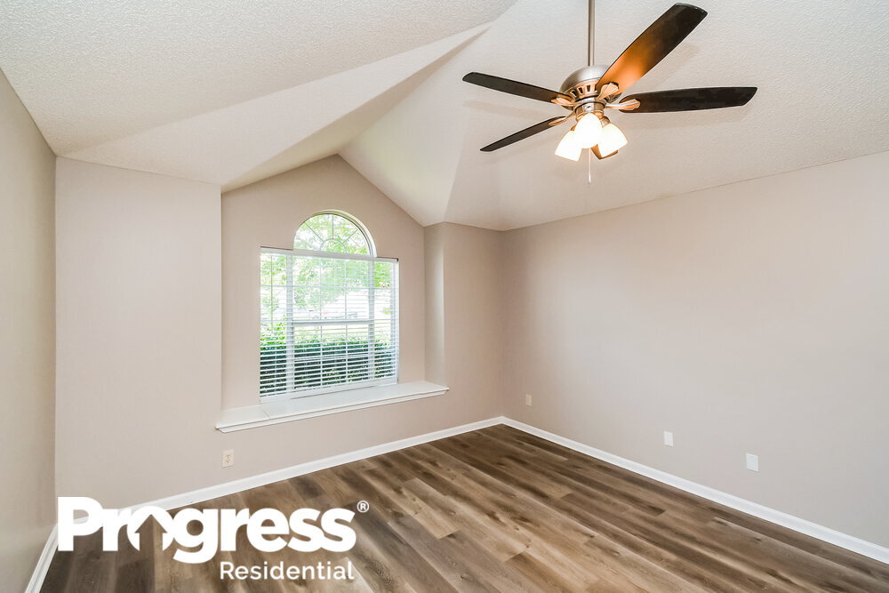Building Photo - 3152 Olde Sutton Parke Dr