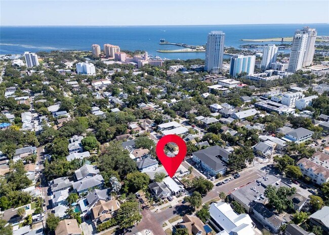 Building Photo - 747 2nd St N