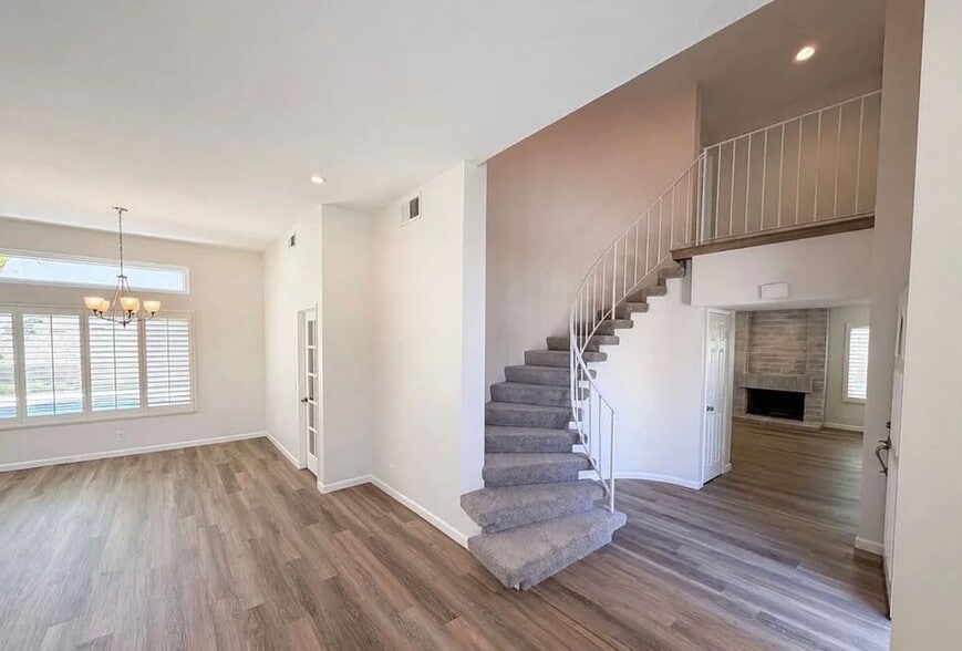 Building Photo - 1338 Cll Galante