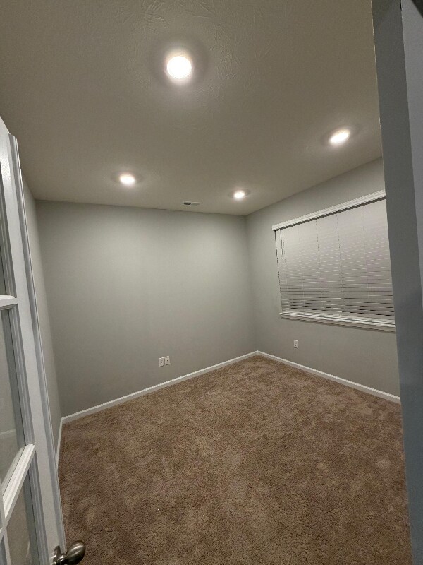 Building Photo - 5636 Tart Blvd