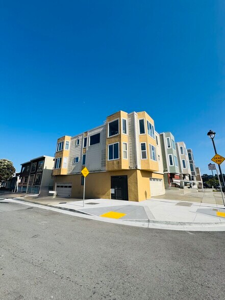 Building Photo - 595 Duncan St