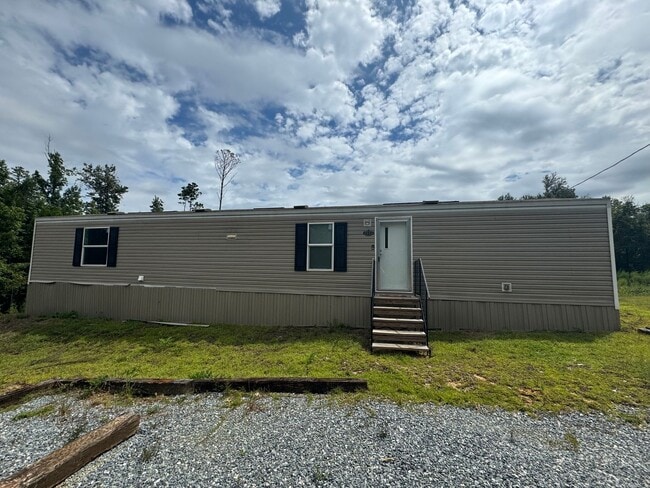 Building Photo - 2 Bedroom 2 Bathroom Mobile Home