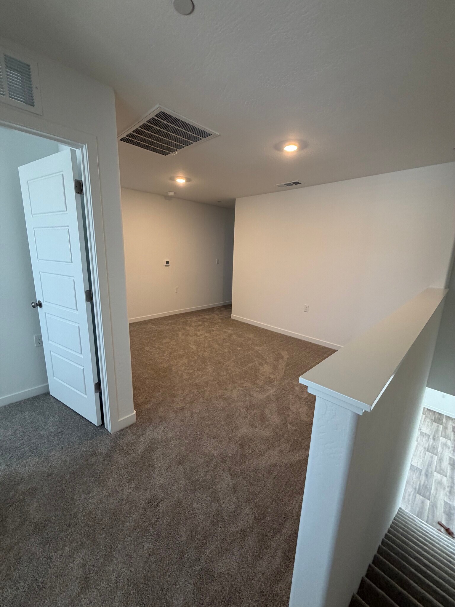 Building Photo - 1628 Atlantica Dr S