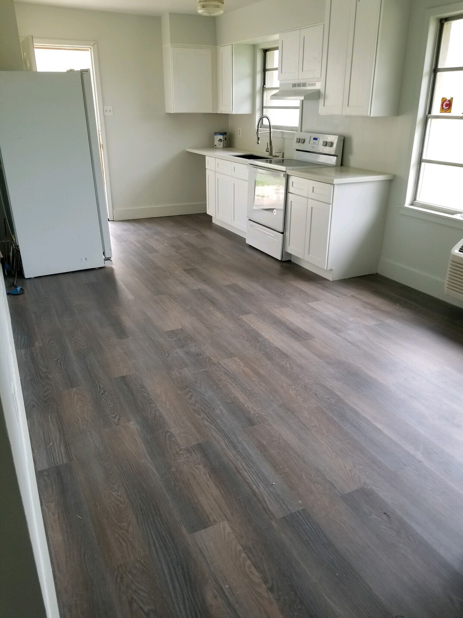 Brand new Kitchen - 1009 West St