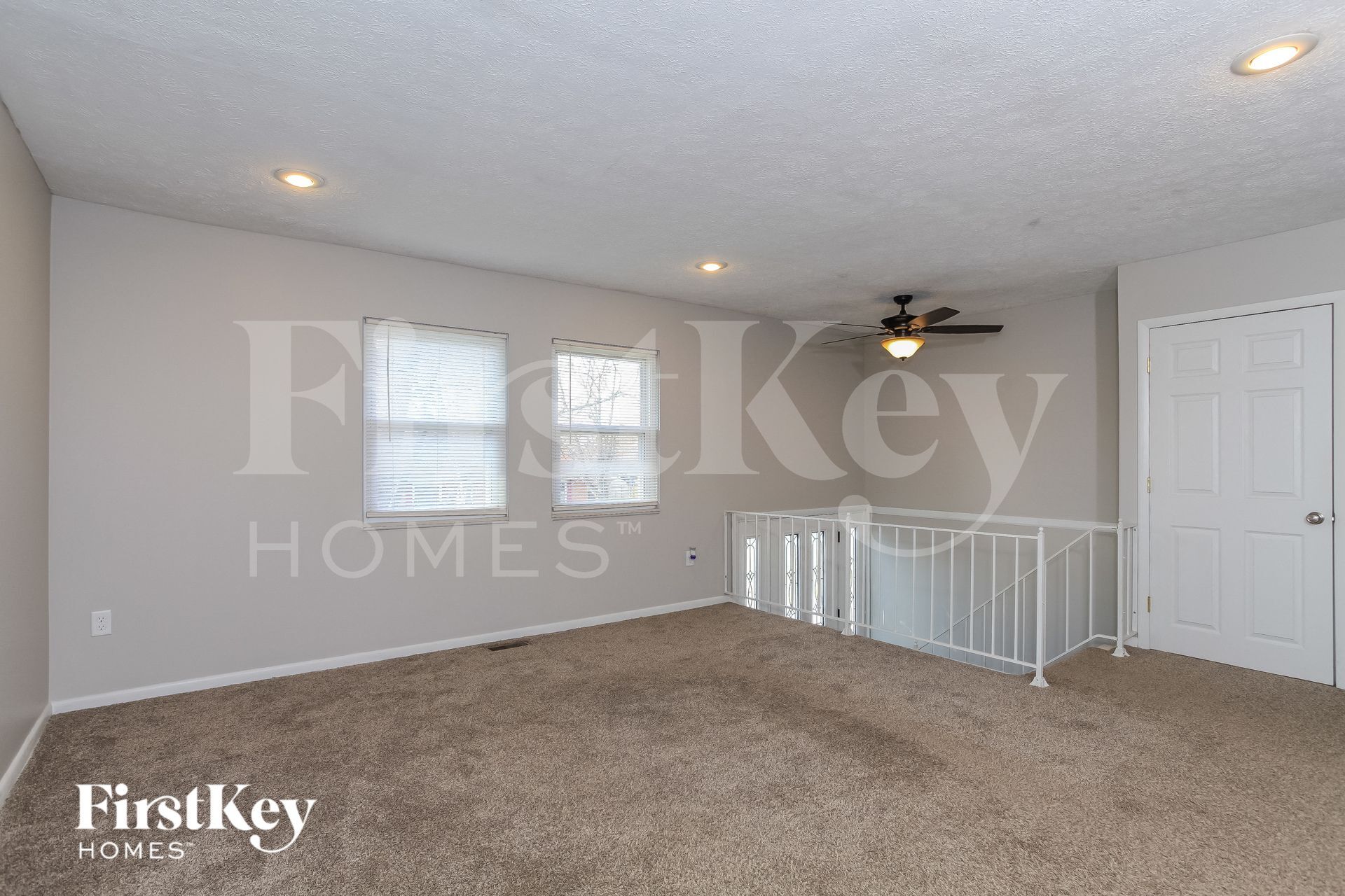Building Photo - 928 Cambridge Dr