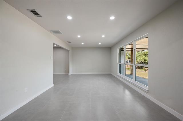 Building Photo - 1200 Tanglewood Trail