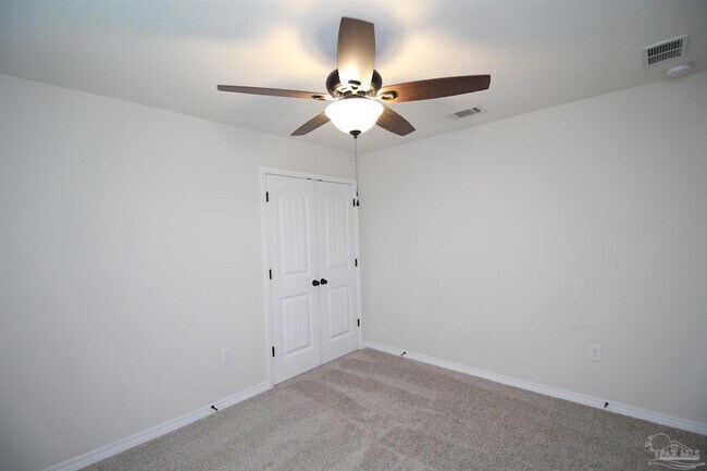 Building Photo - 5621 Peach Dr