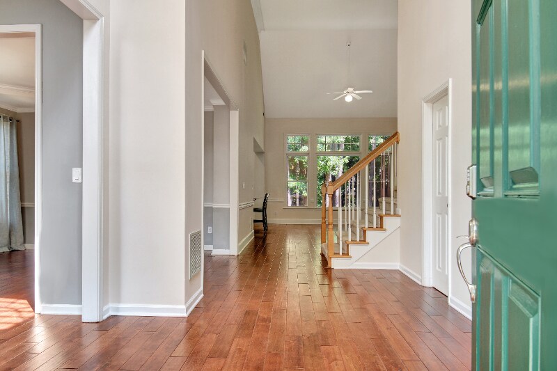 Building Photo - 185 Newfield Dr