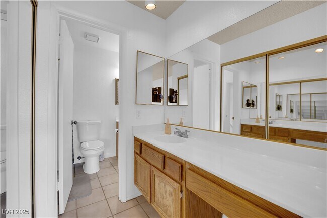Building Photo - 2248 Short Pine Dr