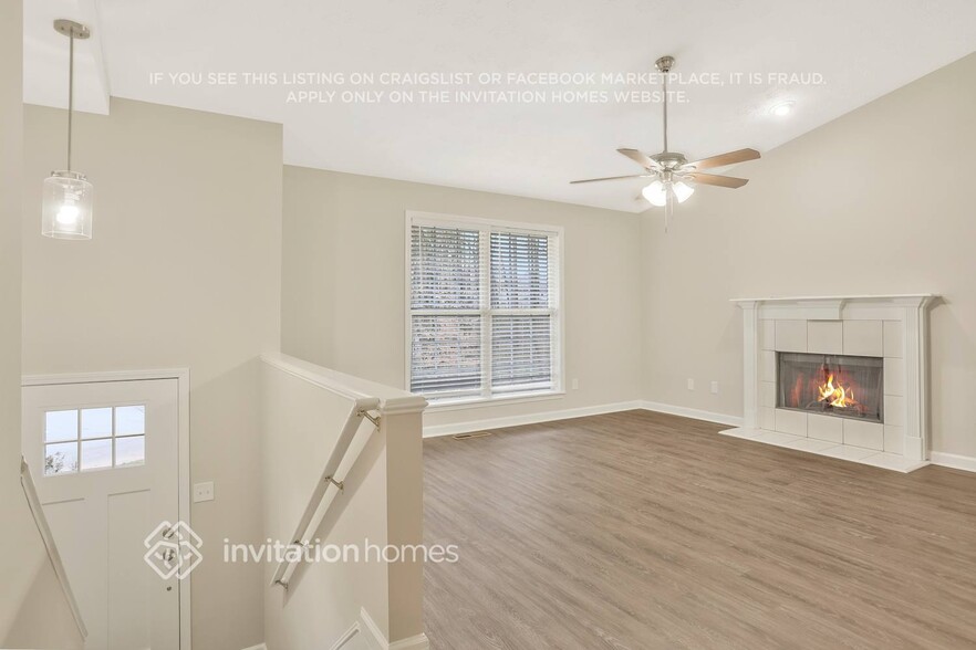Building Photo - 572 Tate Creek Ct
