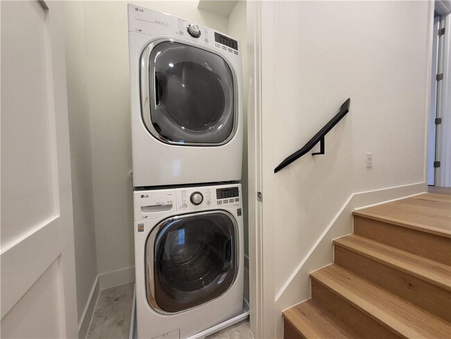 Building Photo - 3500 Harmon Ave