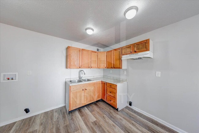 Building Photo - 3621 Beasley Dr