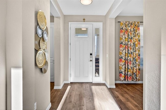 Building Photo - 33805 Astoria Cir