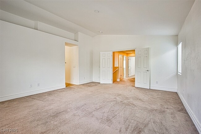 Building Photo - 375 Center Green Dr