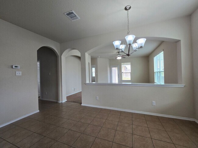 Building Photo - 9507 Adeel Dr