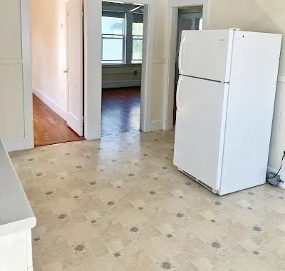 Building Photo - Good credit & Solid income a must!